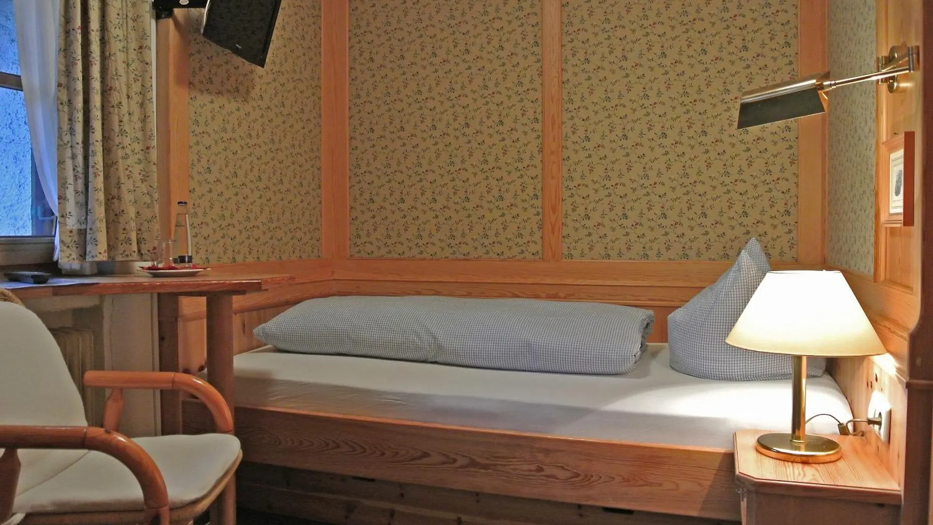 Hotel Garni Landhaus Traunbachhaeusl Ruhpolding 3*,  Germany