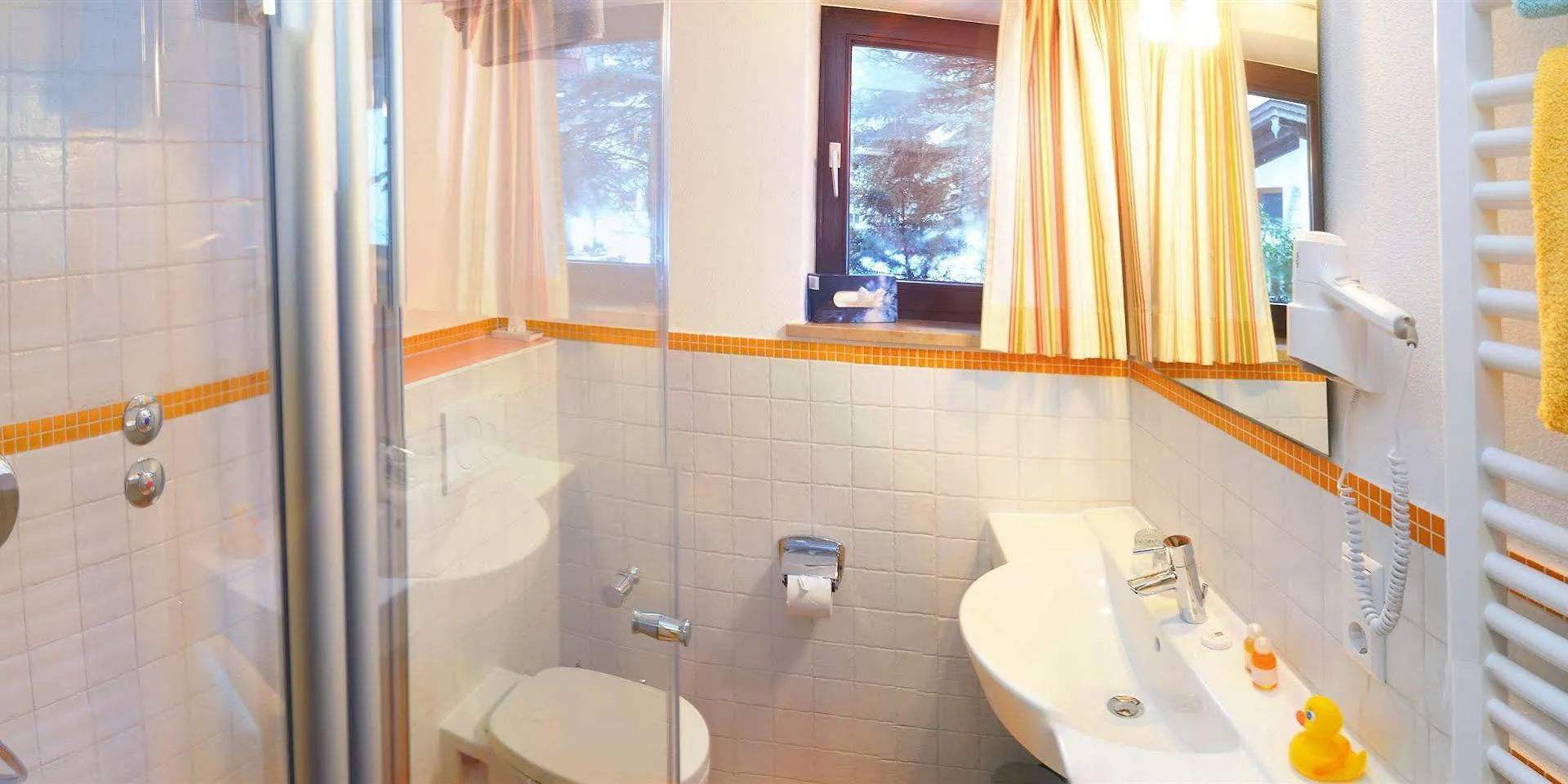 Hotel Garni Landhaus Traunbachhaeusl Ruhpolding Germany