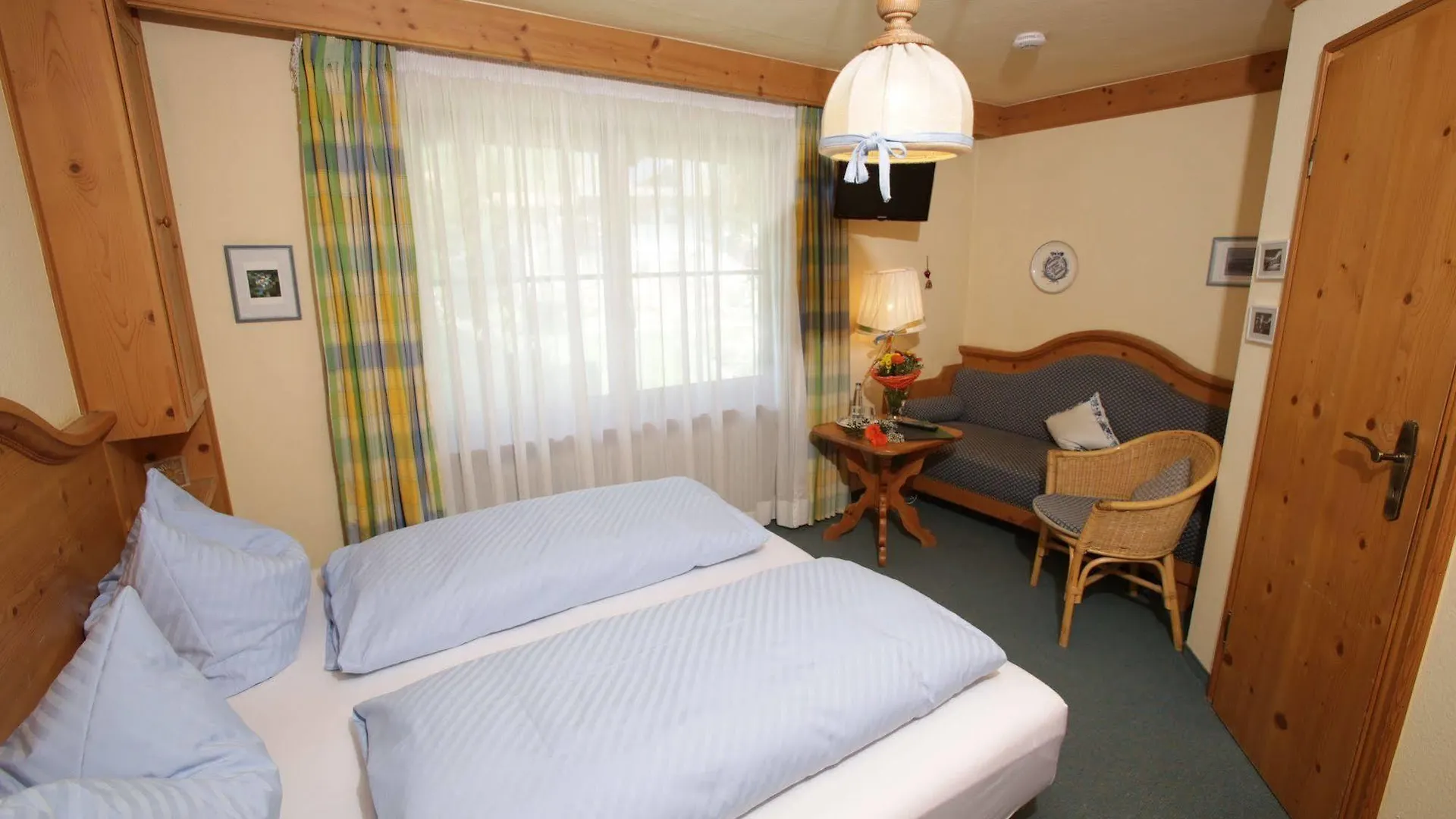 Hotel Garni Landhaus Traunbachhaeusl Ruhpolding